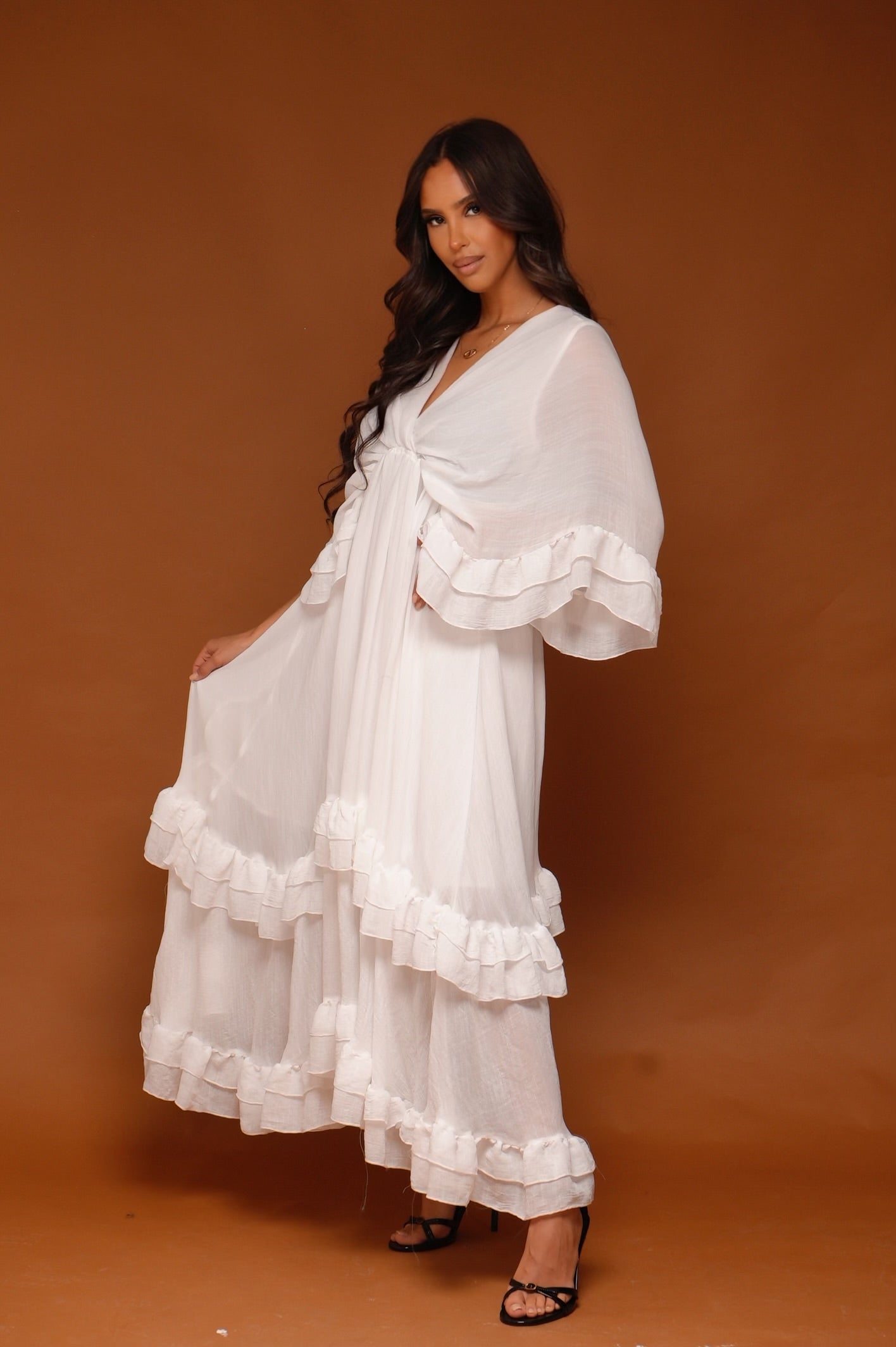 Robe volant ( Blanche]