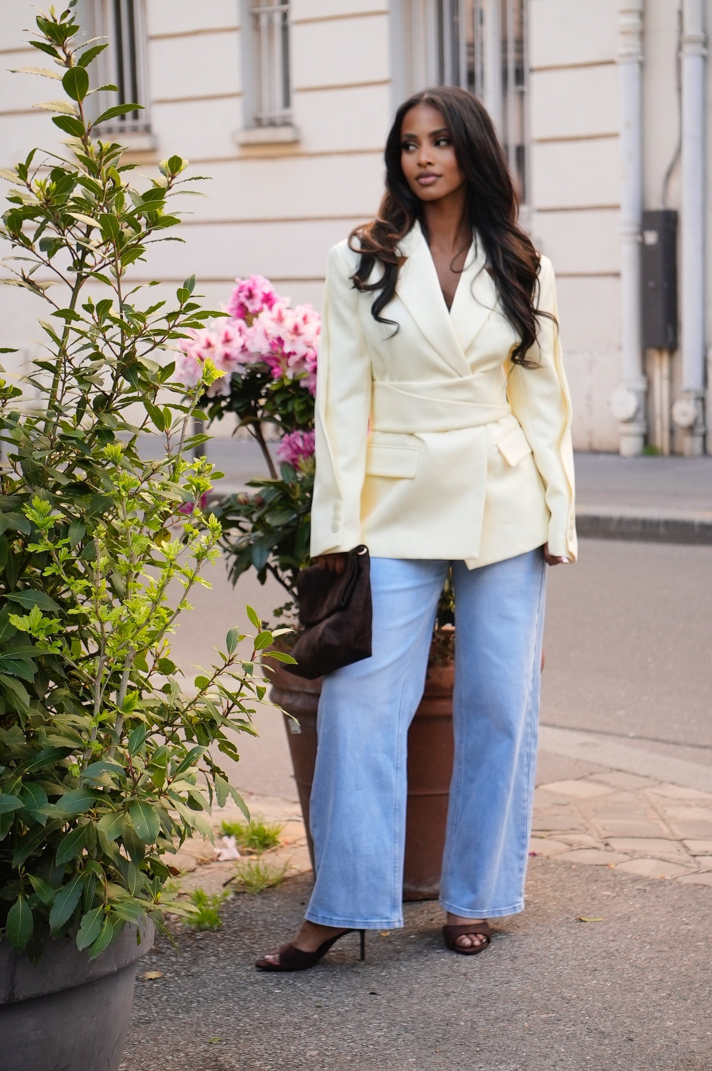 Blazer asymétrique à ceinture [Jaune]